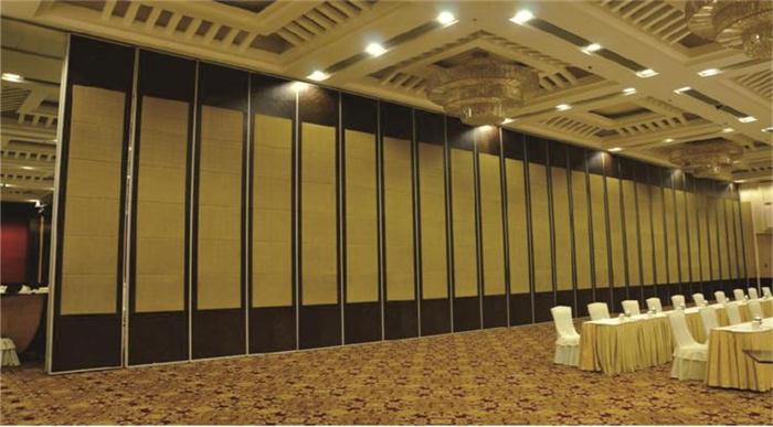 100型多功能會議廳活動桃子视频在线观看