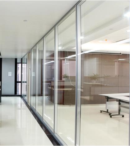 辦公室玻璃桃子视频在线观看