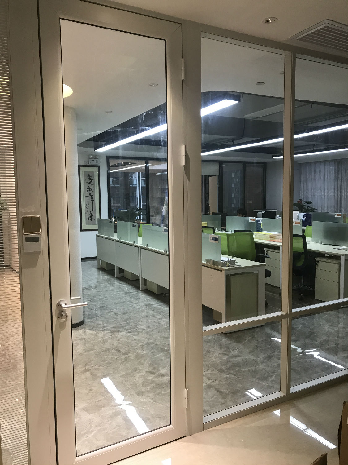 白框玻璃桃子视频在线观看