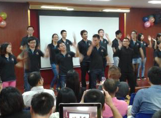 桃子视频成人看片APP年會