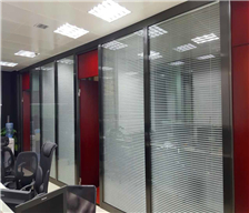 YGS-Wall-不鏽鋼雙玻百葉桃子视频在线观看